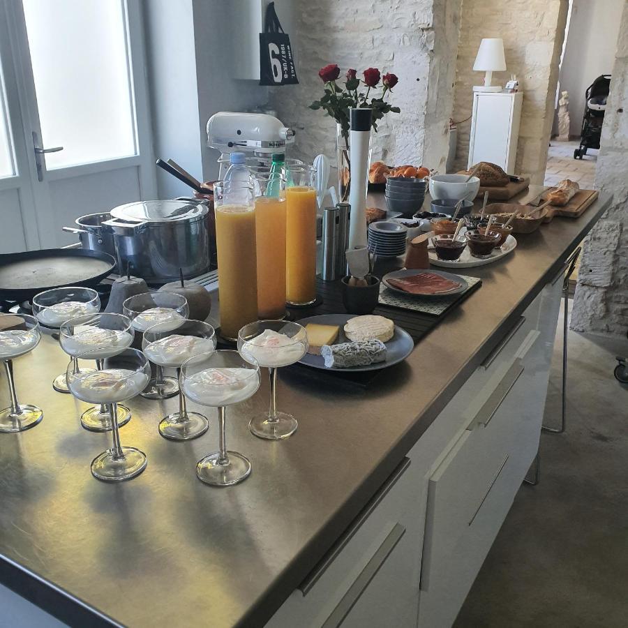 La P'Tite Ecurie Apartment Saint-Jean-de-Liversay Luaran gambar