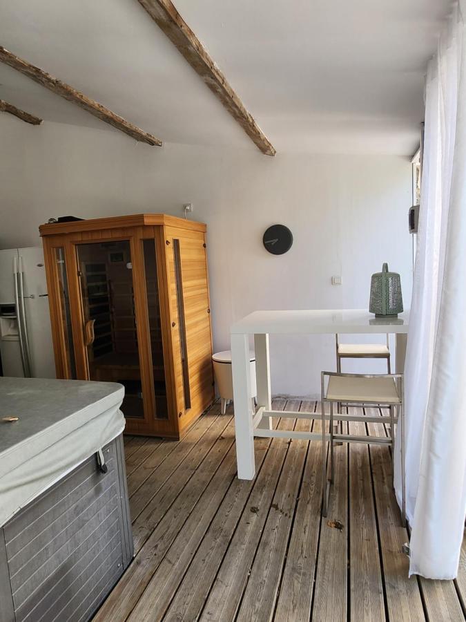 La P'Tite Ecurie Apartment Saint-Jean-de-Liversay Luaran gambar
