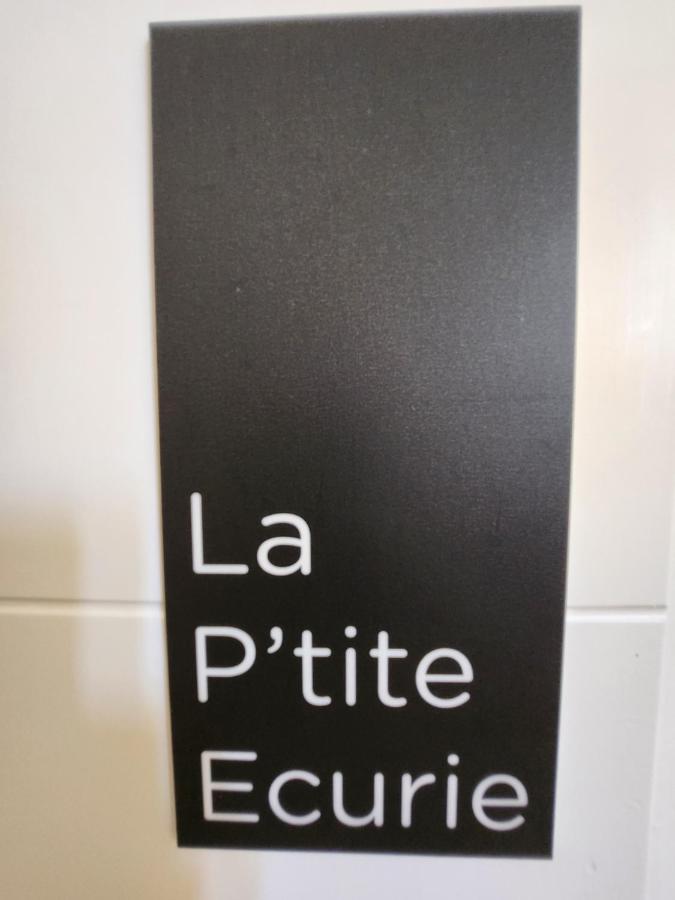 La P'Tite Ecurie Apartment Saint-Jean-de-Liversay Luaran gambar